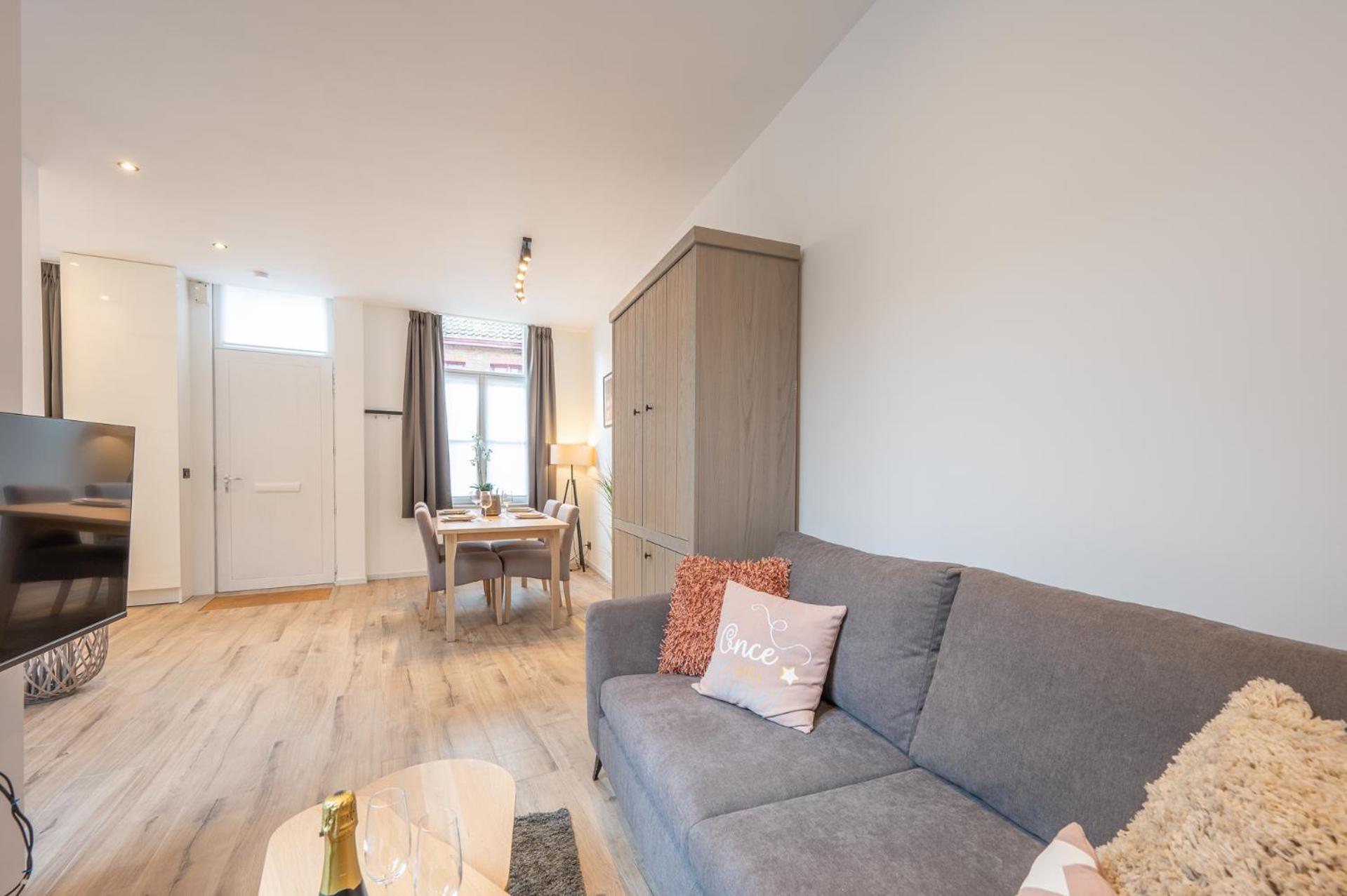 Elena Apartment